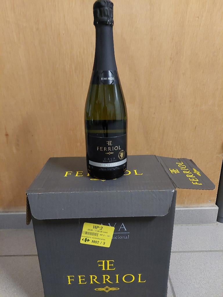 Ferriol Cava Demi-Sec, Diversen, Ophalen