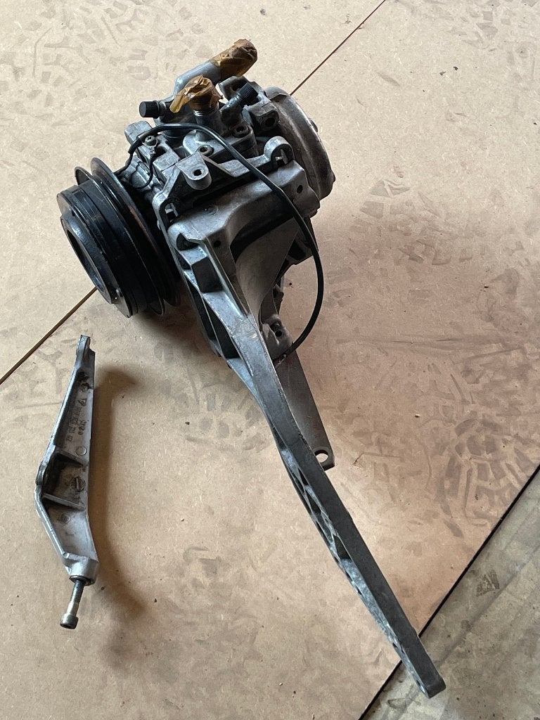 airco compressor porsche 911 3.2, Auto-onderdelen, Ophalen of Verzenden, Gebruikt, Porsche