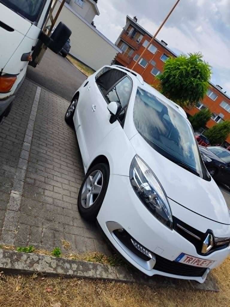 Renault Scenic, Achat, Euro 6, 7 places, Boîte manuelle