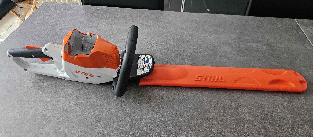 Taille haie STIHL HSA 50  NEUF !!! (achat 6/10/2026), Enlèvement, Neuf, Batterie, Sthil