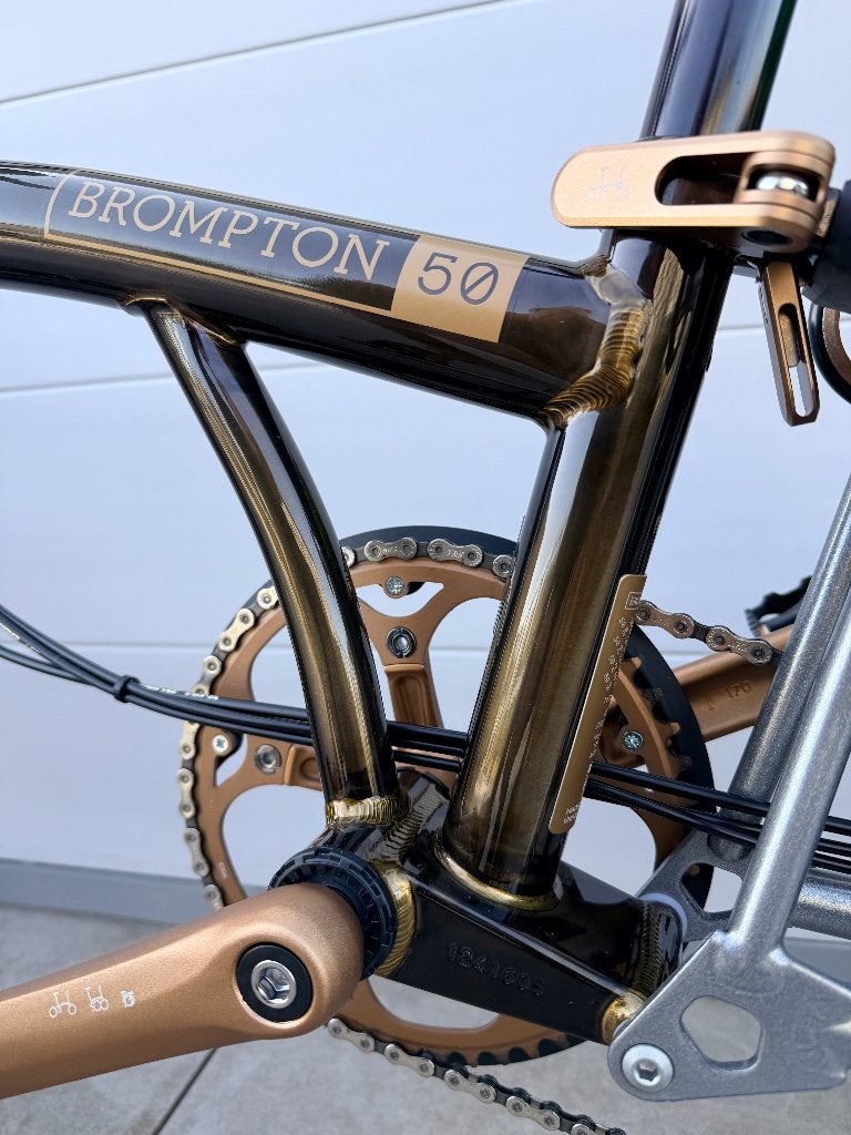 Brompton M12 "1975" (50 jaar jubileum) gelimiteerd exemplaar, Fietsen en Brommers, Fietsen | Vouwfietsen, Ophalen, Brompton, 16 tot 18 inch