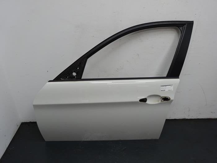 Portier 4Deurs links-voor van een BMW 3-Serie (300), Gebruikt, -, Deur, -