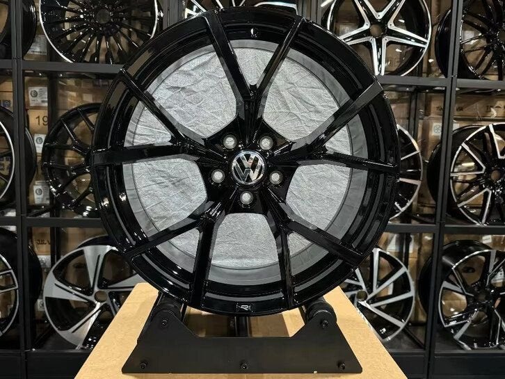 19'' ESTORIL R look velgen 5X112 Golf 6 7 R GTI 8 8.5 T-ROC, Auto-onderdelen, Banden en Velgen, Ophalen of Verzenden, Nieuw, 19 inch