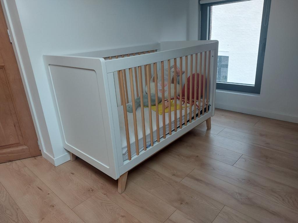 Babybed incl. matras (60 x 120 cm), Kinderen en Baby's, Ophalen