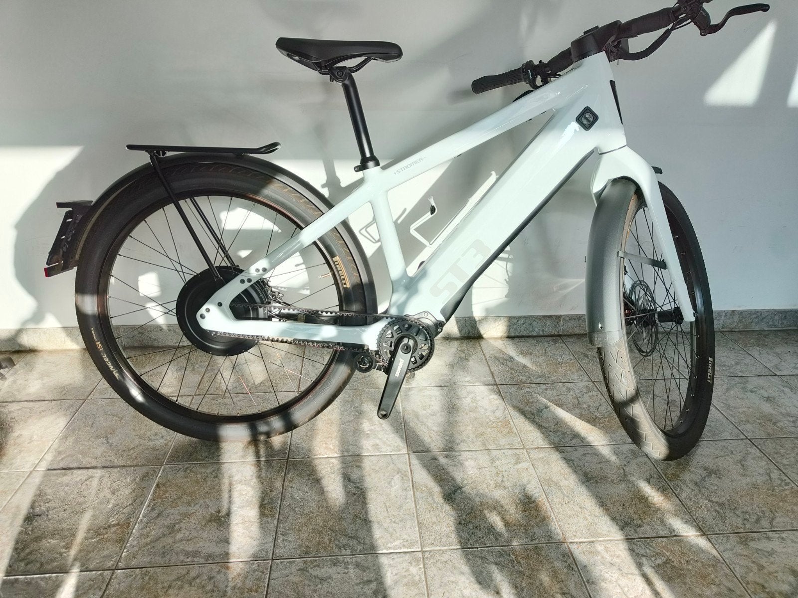 Stromer ST3 Pinion White Sport M 983Wh, Fietsen en Brommers, Ophalen, Zo goed als nieuw, 50 km per accu of meer, Stromer