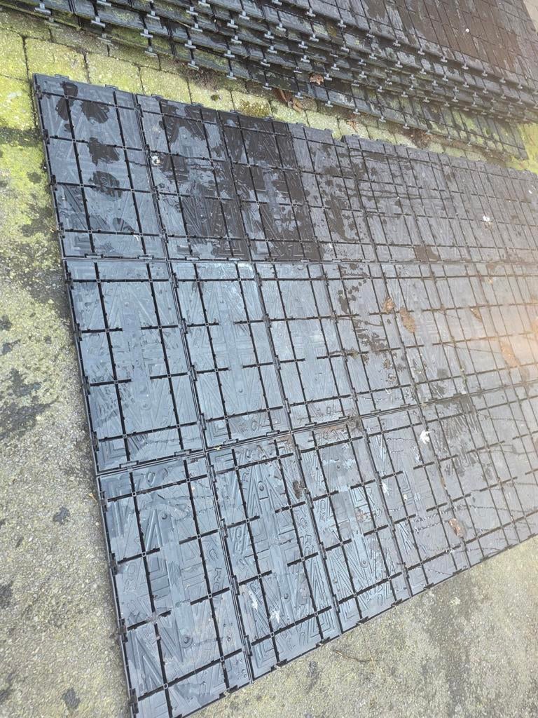 Pvc buitenvloer tegels, Enlèvement