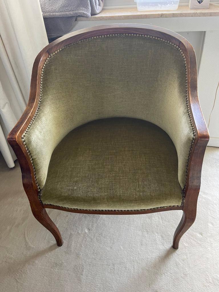 Fauteuil ancien, Enlèvement