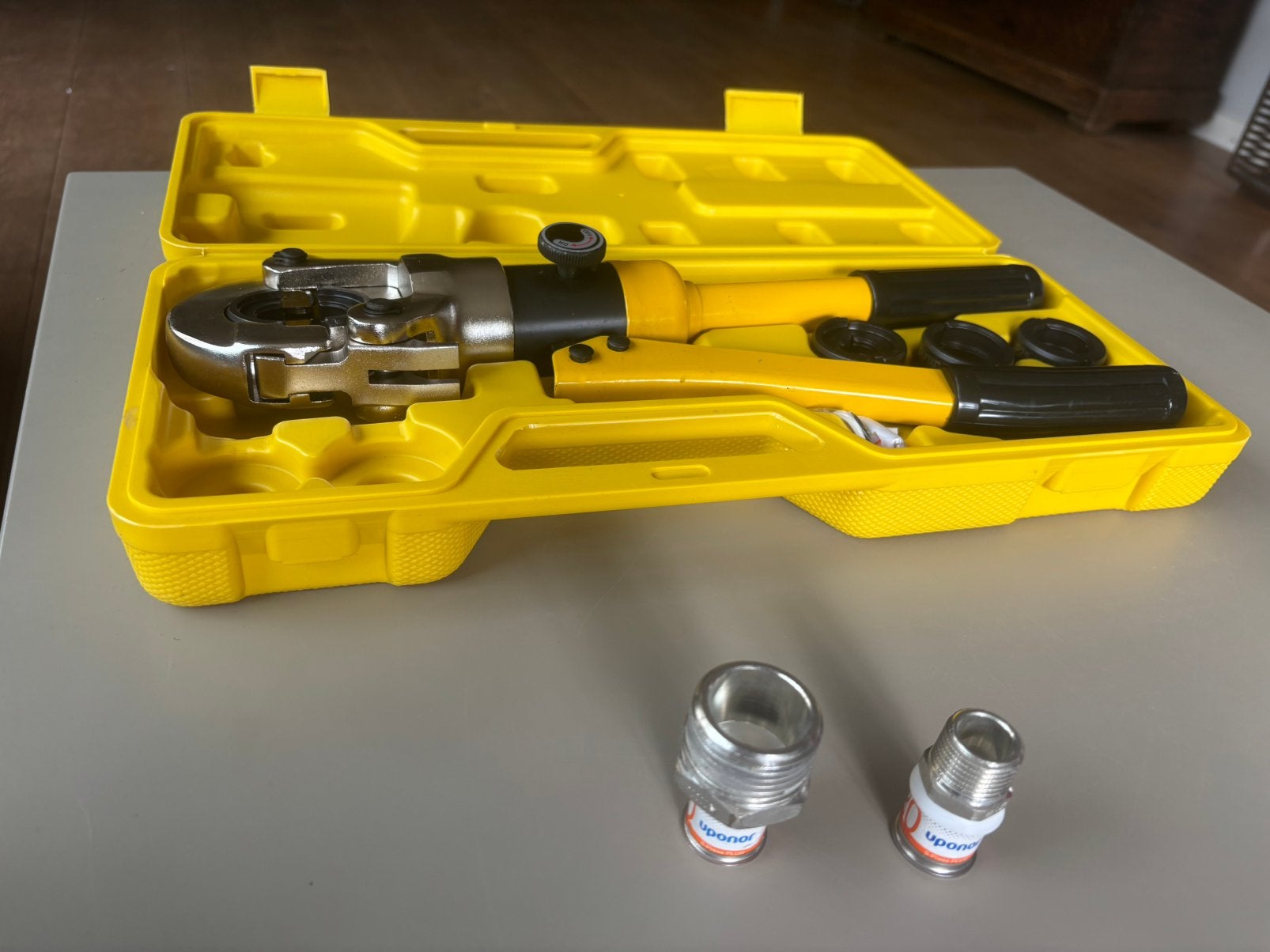 Pince sertissage uponor + raccords, Bricolage & Construction, Enlèvement, Neuf