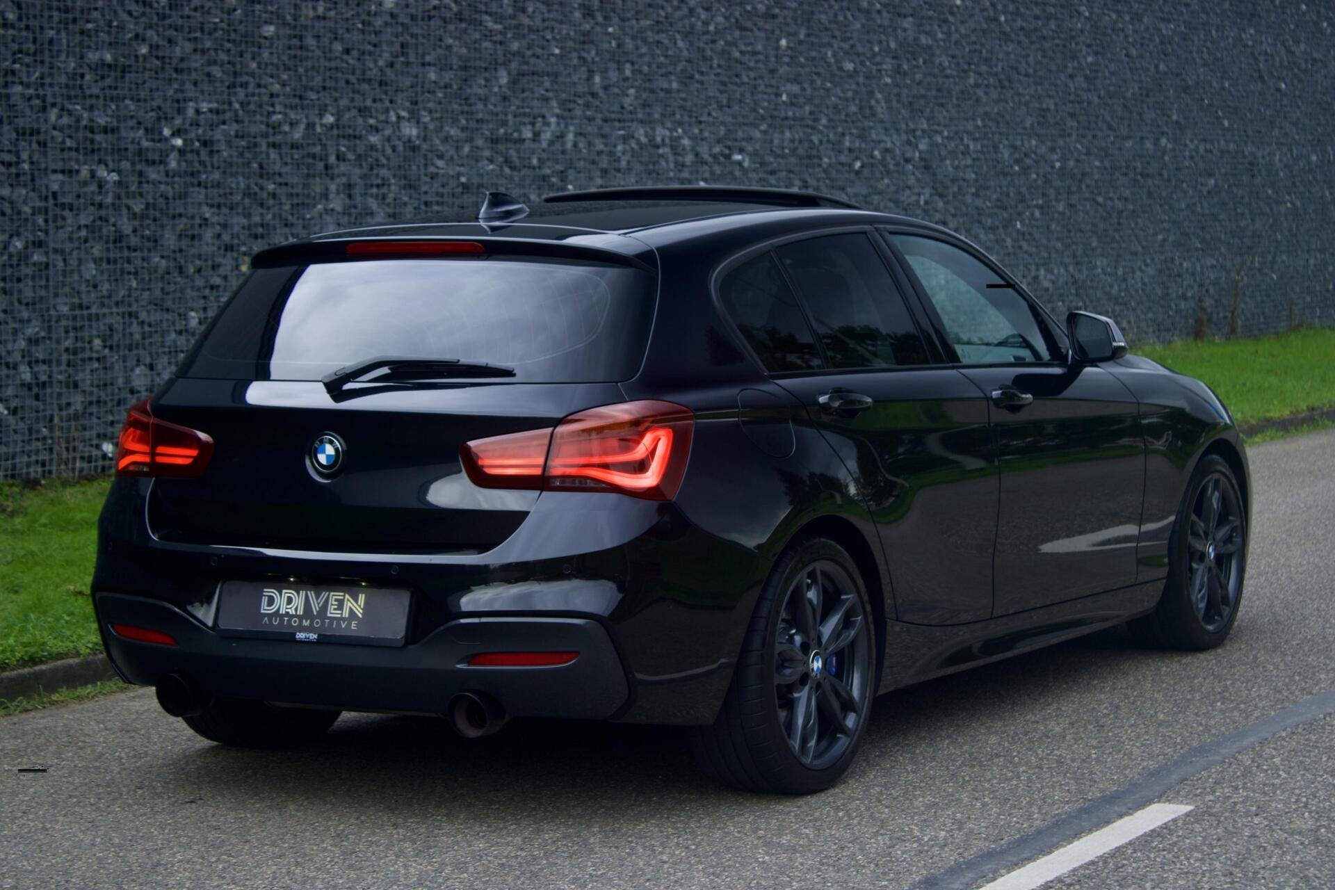BMW M140i xDrive Shadow | LCI2 - Dak - Camera - H/K - VOL!, Autos, Cuir, Achat, Entreprise, Carnet d'entretien