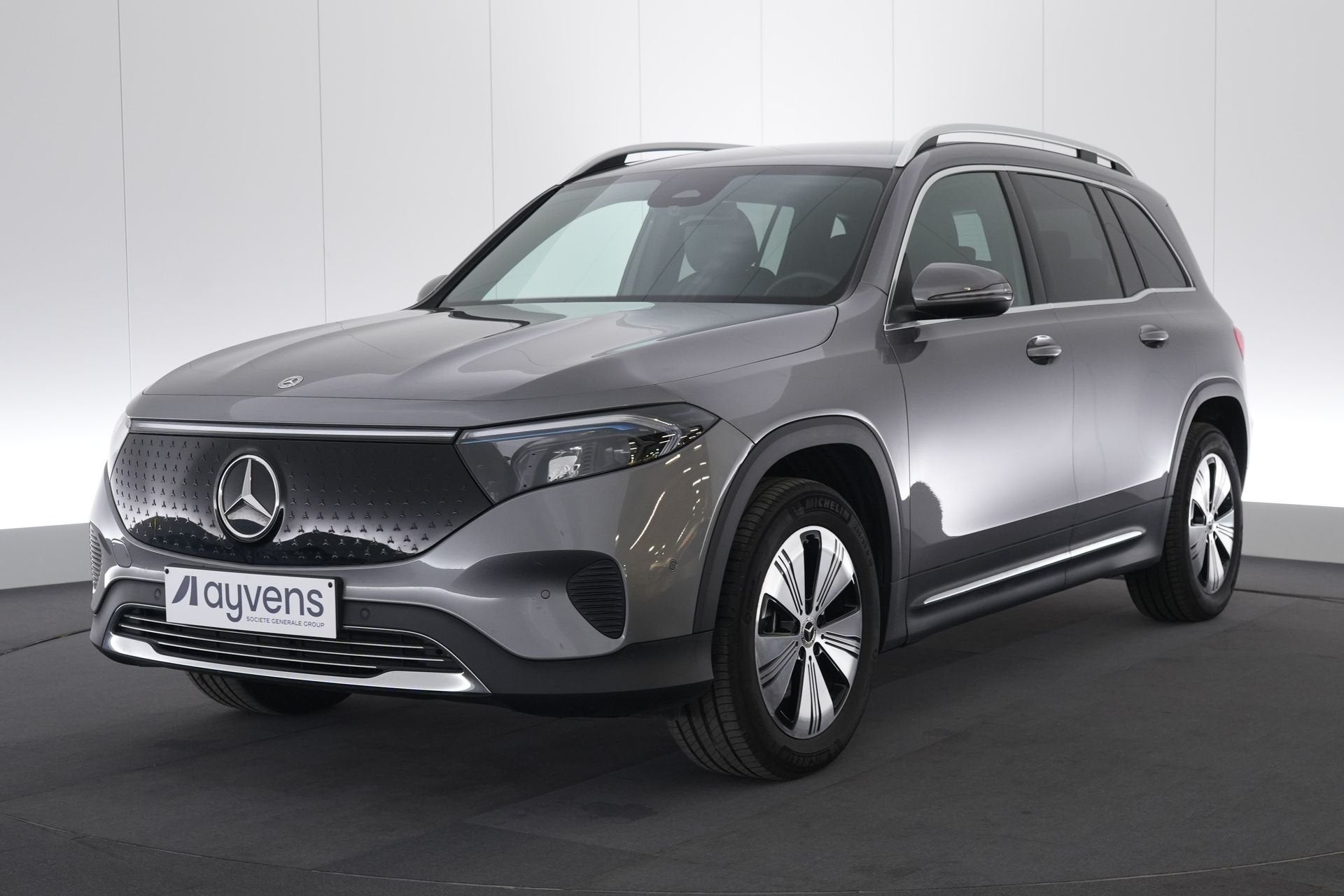(2GQN388) MERCEDES-BENZ EQB, Stof, Gebruikt, EQB, 67 kWh