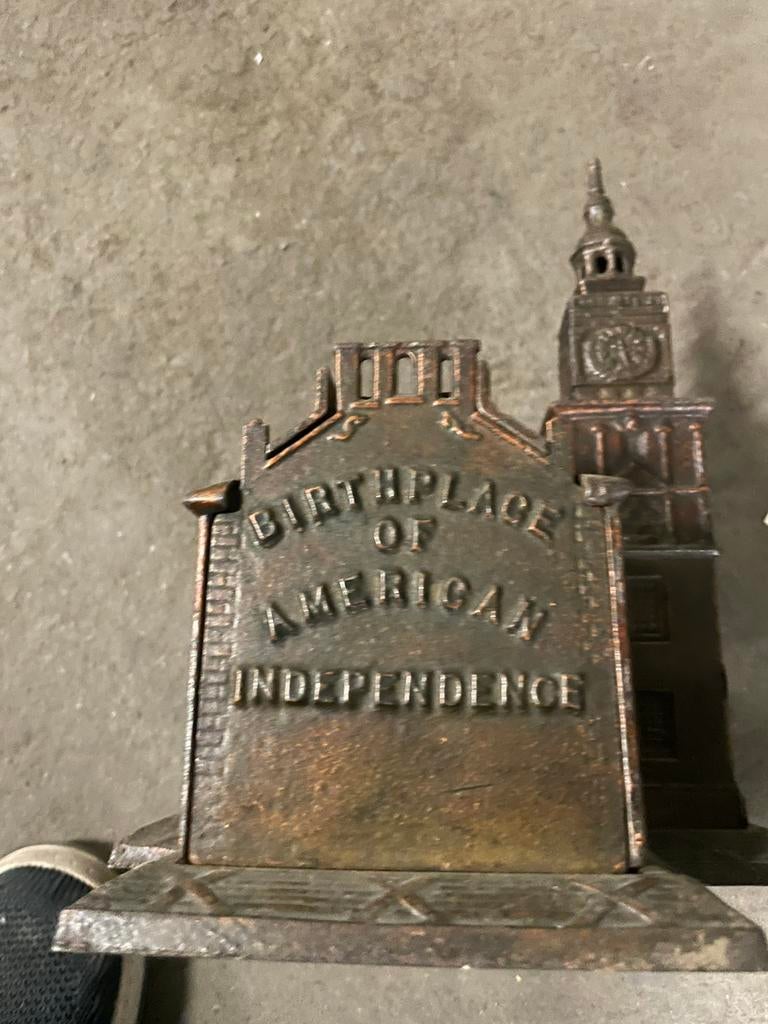Antieke spaarpot, Enlèvement