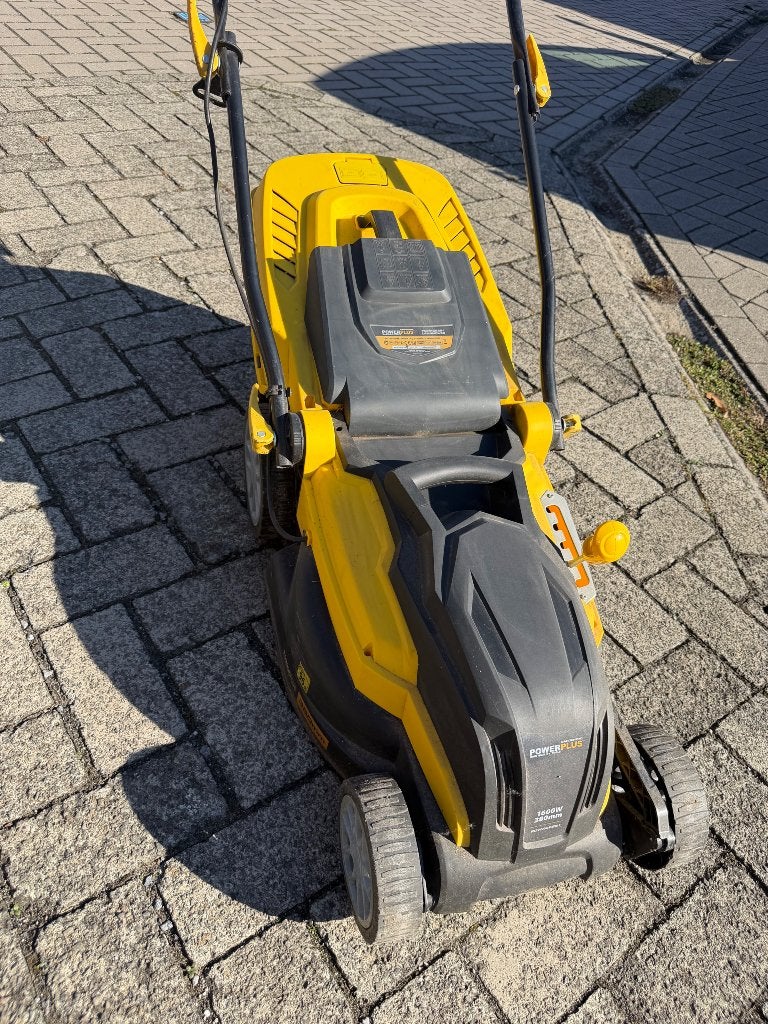 Powerplus POWXG6251 elektrische grasmaaier 1600W 38cm, Tuin en Terras, Ophalen, Gebruikt, Elektrische grasmaaier, Mulchfunctie