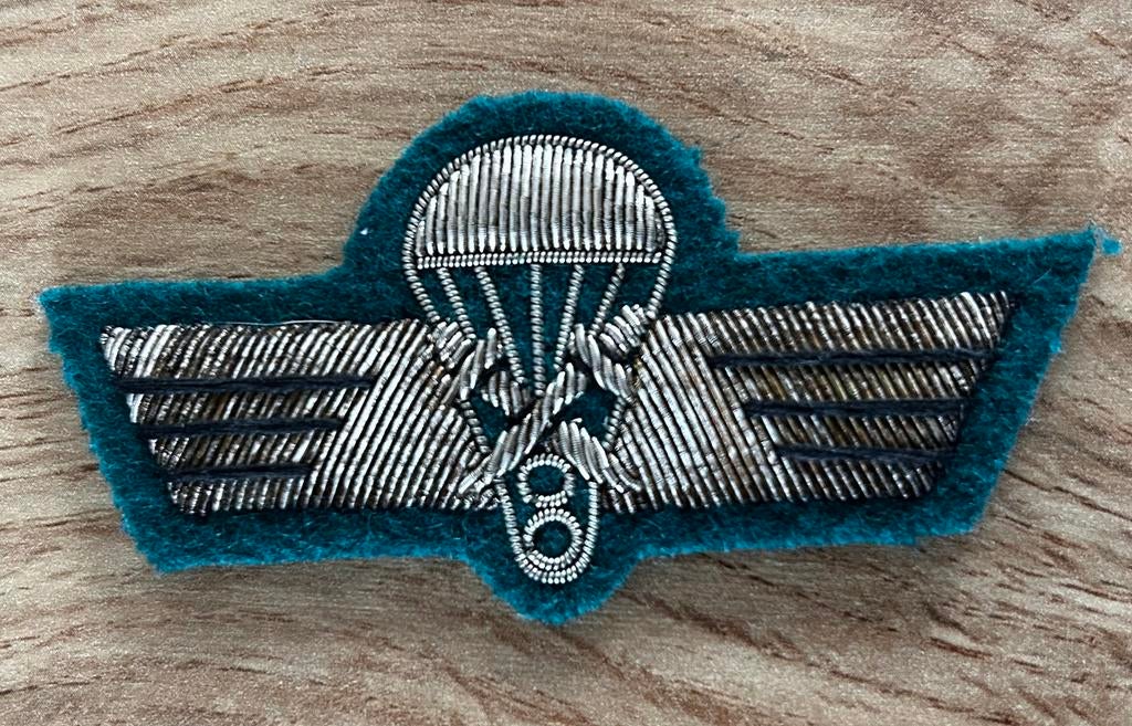 Brevet parachutiste Katanga, Enlèvement ou Envoi