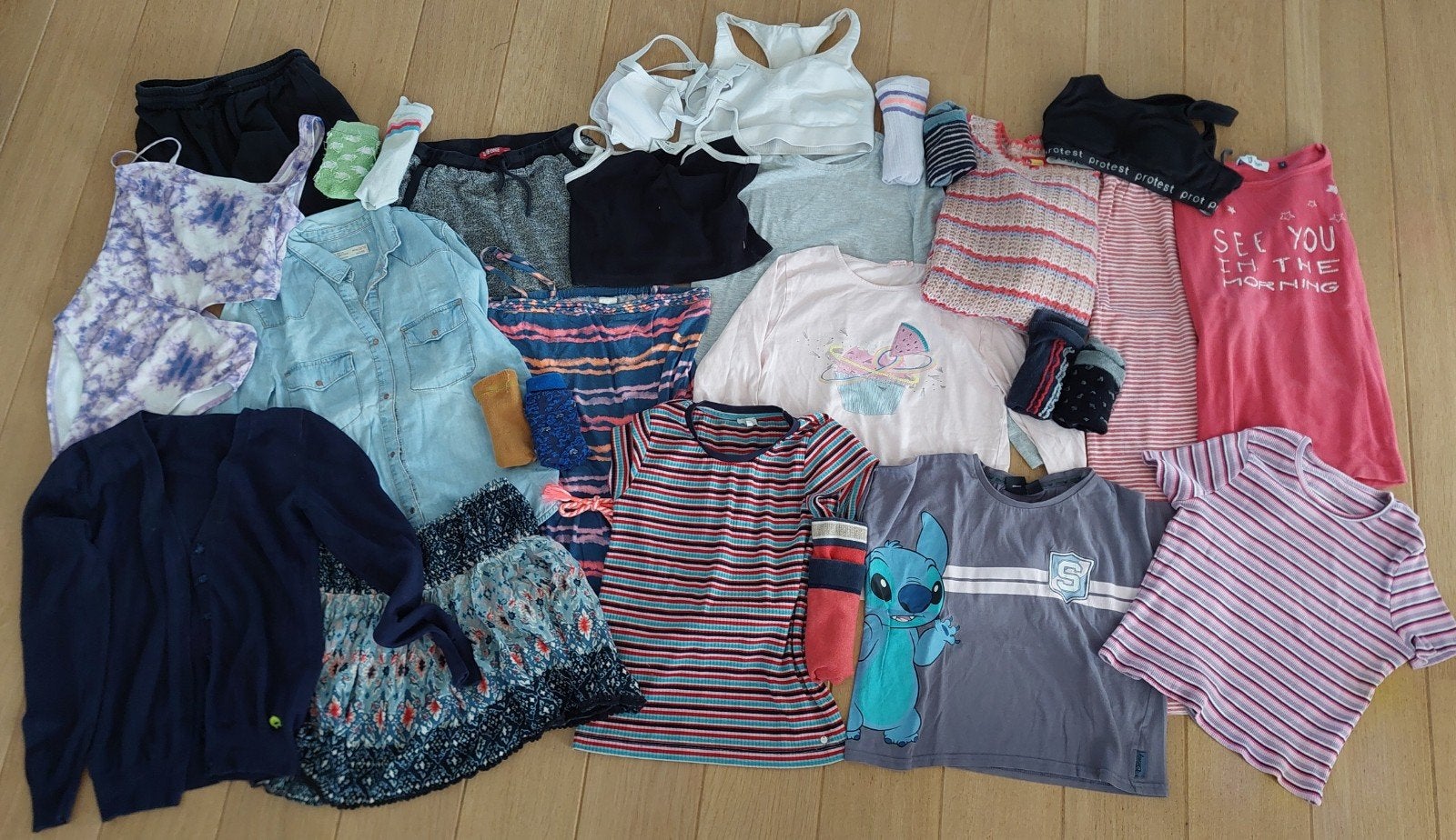 Pakket kleding meisjes, ruim 25 stuks, maat 152, vele merken, Ophalen of Verzenden, Gebruikt, Meisje