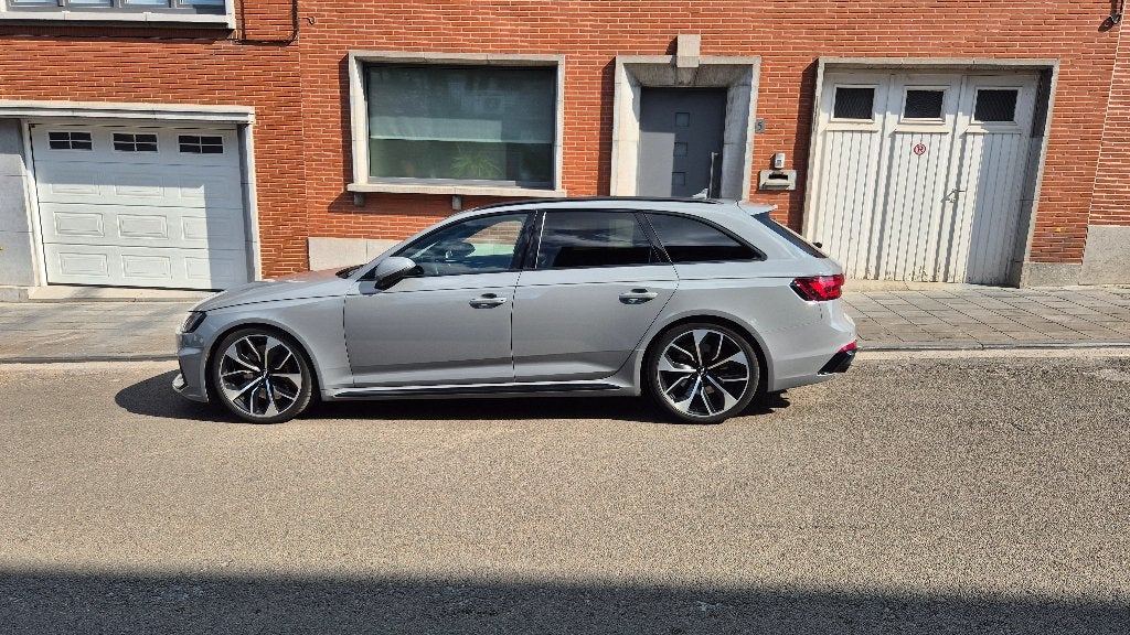 Audi rs4 2019, Autos, Audi, Particulier, RS4, 4x4, ABS, Caméra de recul, Phares directionnels, Régulateur de distance, Airbags