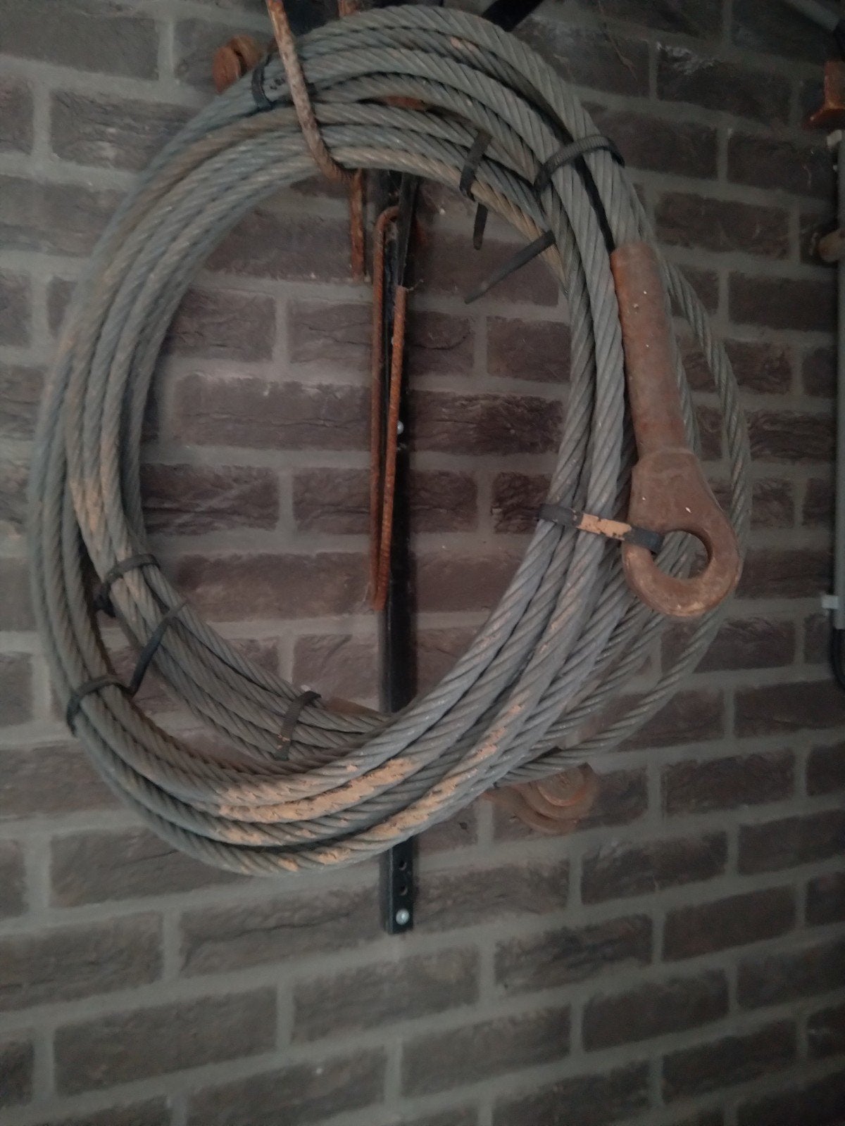 Kabel nieuw, Ophalen