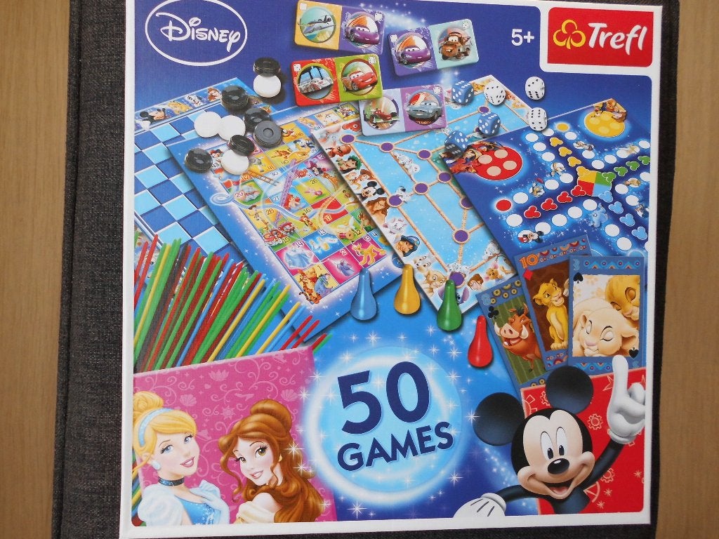 Disney 50 Games (5+) - Trefl, Hobby en Vrije tijd, Ophalen of Verzenden, Zo goed als nieuw, Trefl