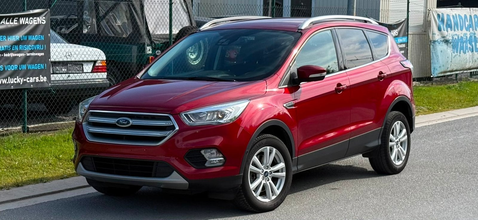 Prachtige ford Kuga 2.0 diesel euro6B in perfecte staat !, Bluetooth, Testrit aan huis, https://public.car-pass.be/vhr/0b8ee0d4-27ab-4c81-89fc-0341b0b239e3