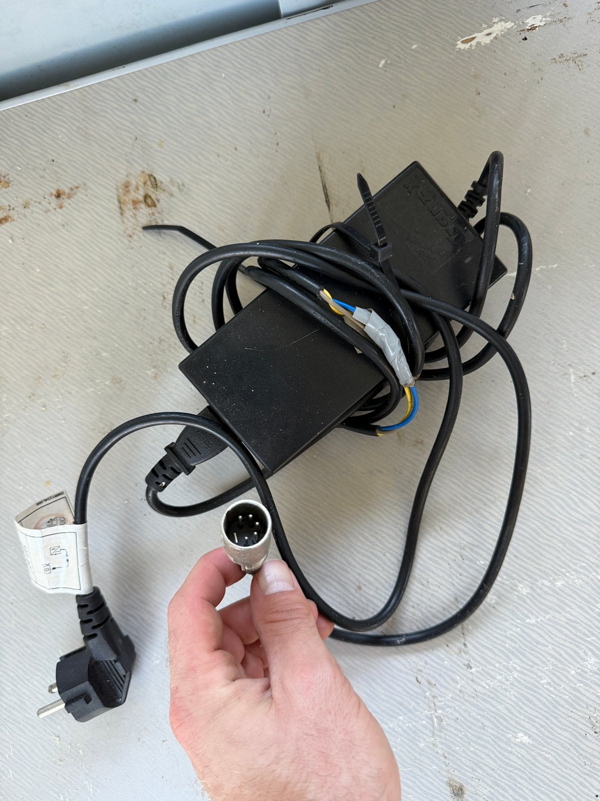 Electrische fiets lader, Fietsen en Brommers, Ophalen