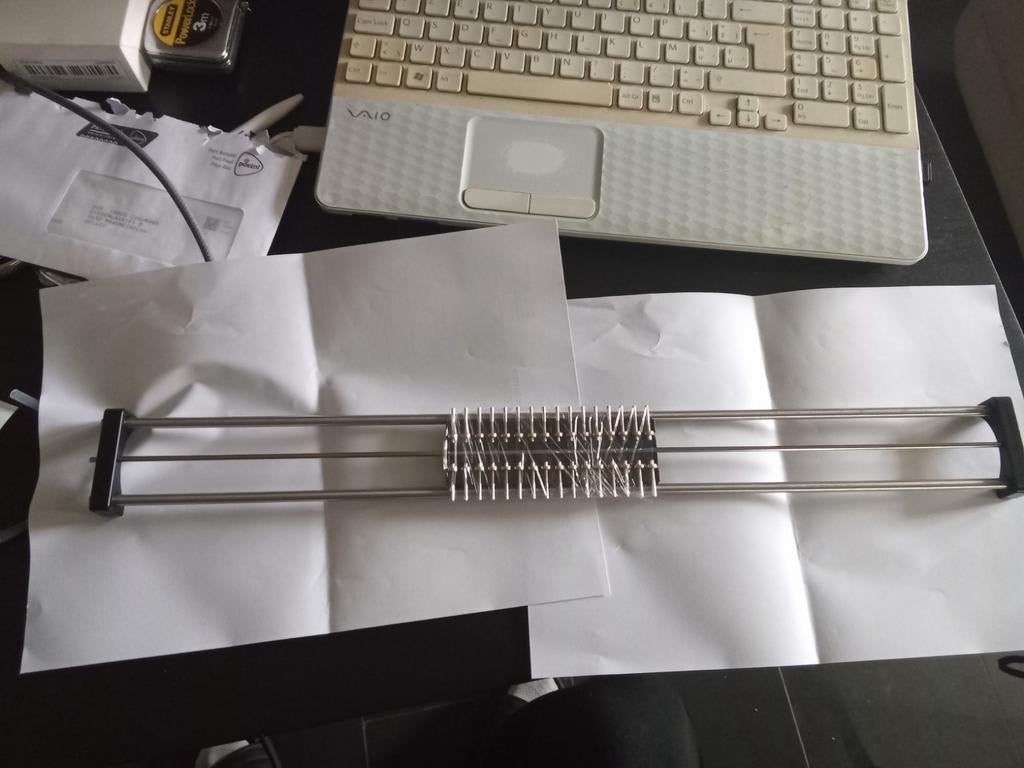 HO 1/87 Rollen Testbank – 50 cm – Met 8 rollen – NIEUW, Hobby en Vrije tijd, Modeltreinen | H0, Ophalen of Verzenden
