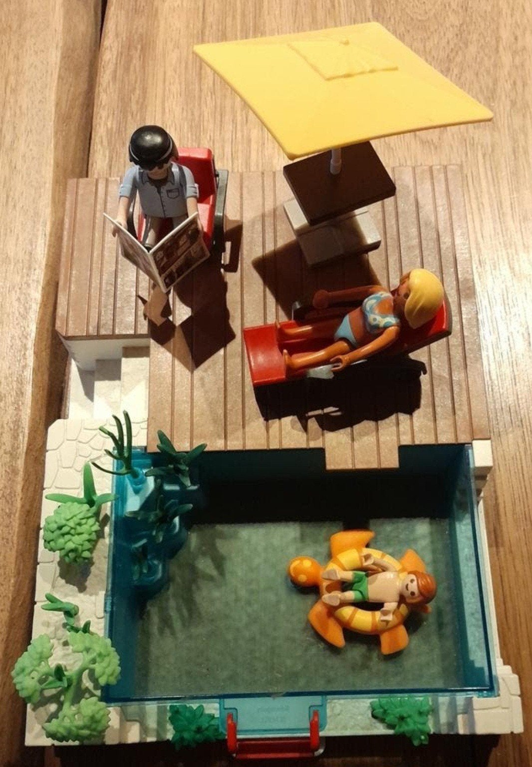 Playmobil zwembad, Ophalen