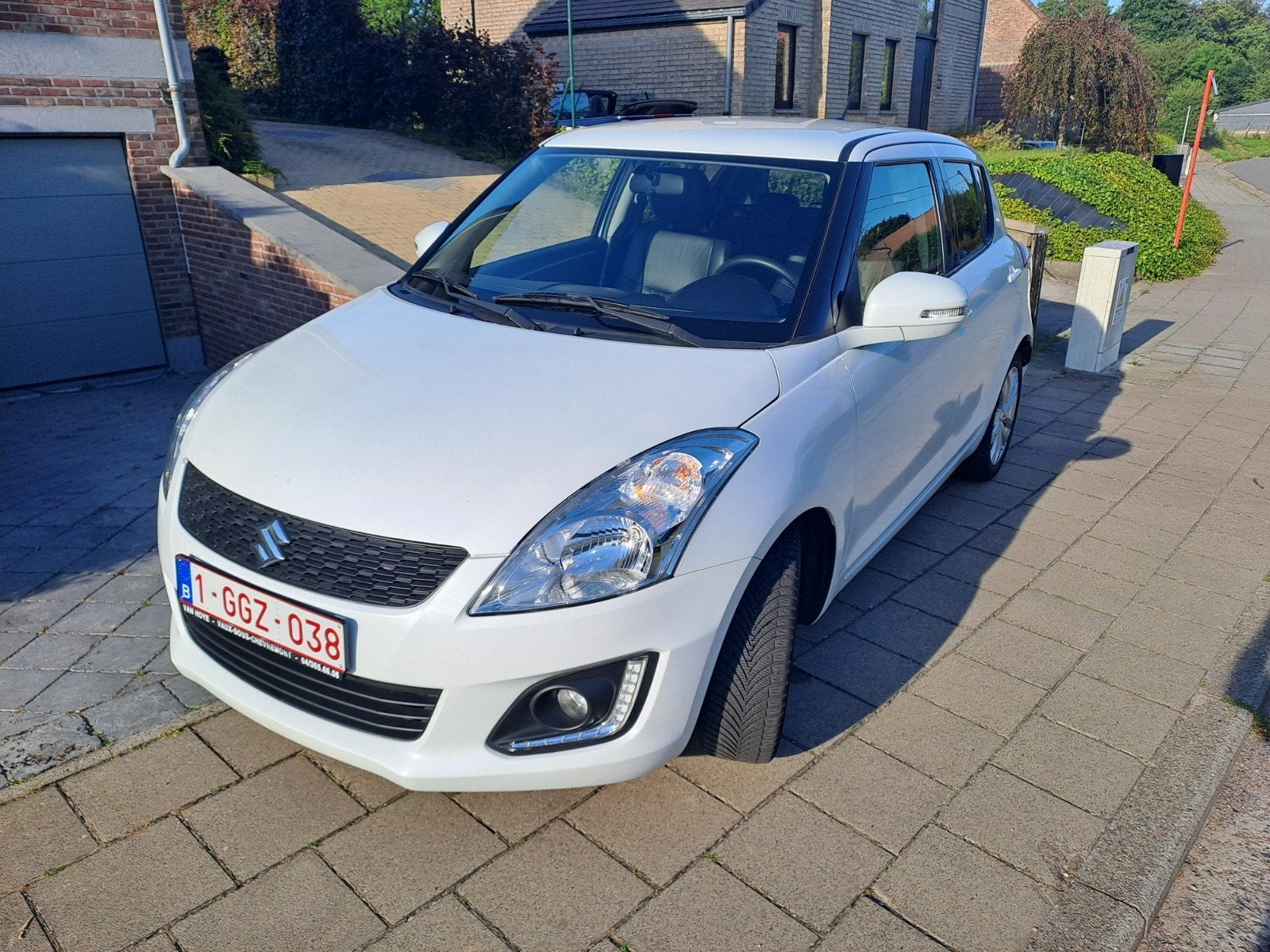 Susuki Swift très bel état, intérieur cuir, 1er propriétaire, Autos, Achat, Airbags, Boîte manuelle, Entretenue par le concessionnaire
