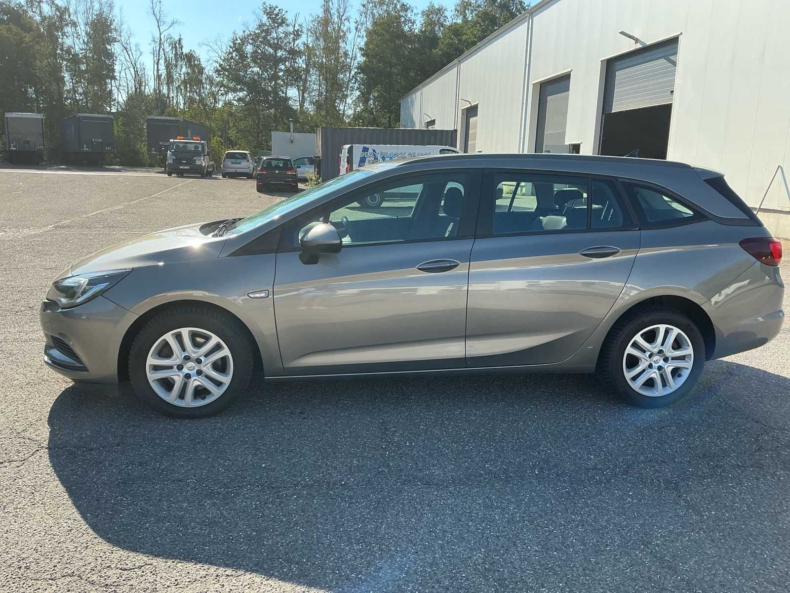 Opel Sports Tourer Voiture de tourisme 2016, Autos, Opel, Autres modèles, Achat, Entreprise, Boîte manuelle