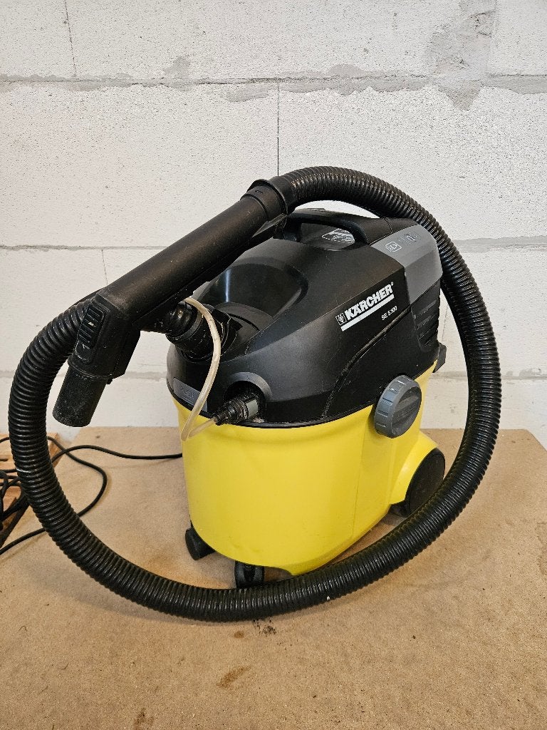 Kärcher SE 5.100 stofzuiger met injector en afzuigkap, Gebruikt, Kärcher, Ophalen of Verzenden, Waterstofzuiger