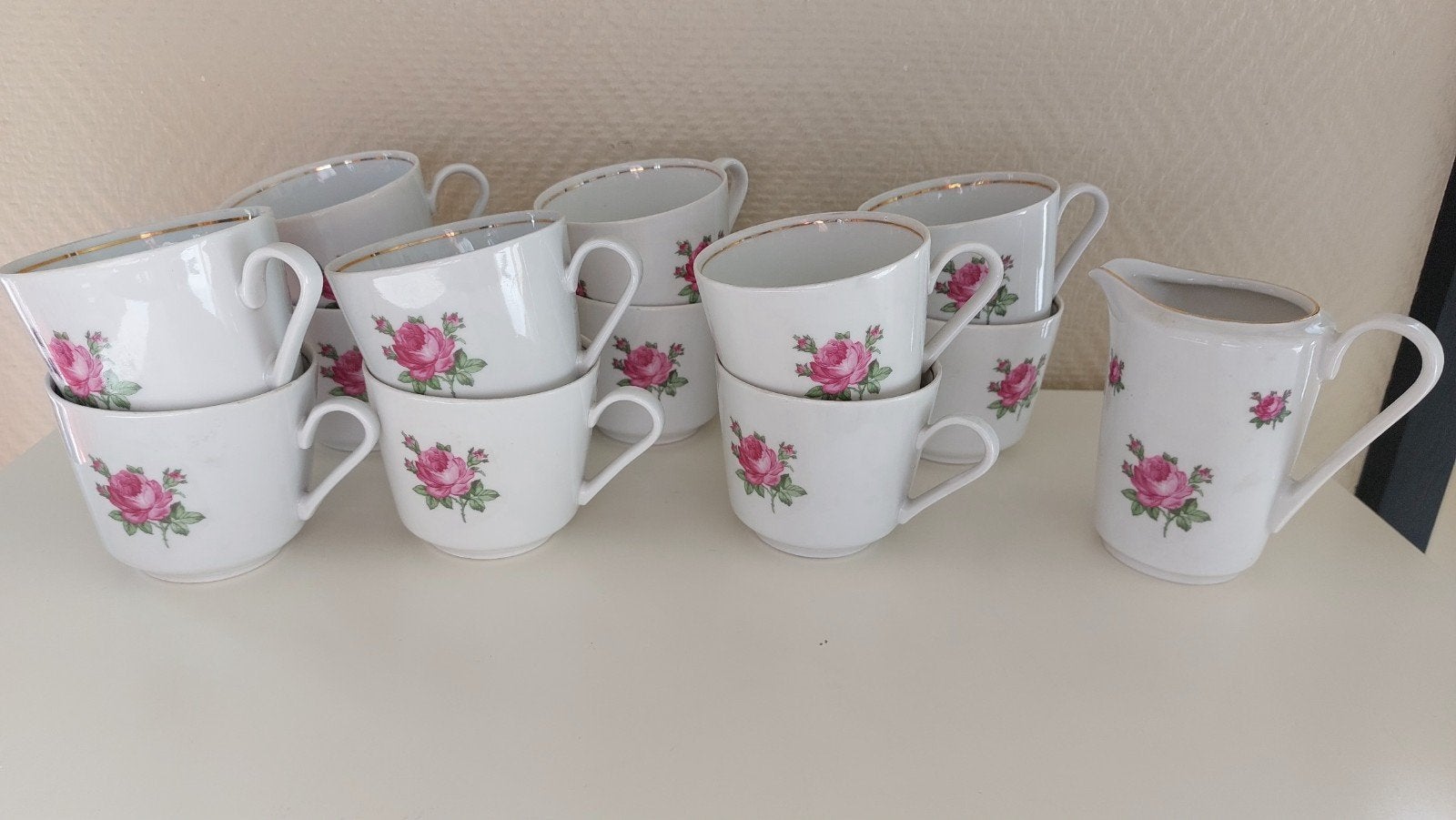 12 Tassen melkpot, Ophalen of Verzenden
