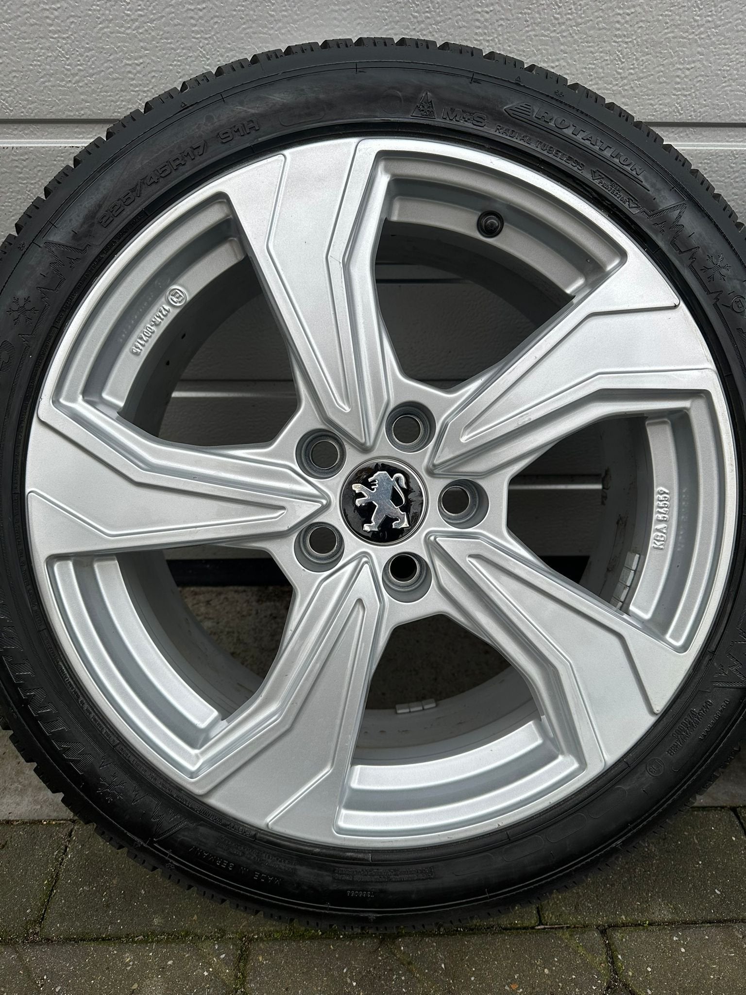 17" Peugeot Partner 308 Citroen Berlingo velgen winterbaden, Autos : Pièces & Accessoires, Pneus et Jantes, Pneus hiver, Véhicule de tourisme