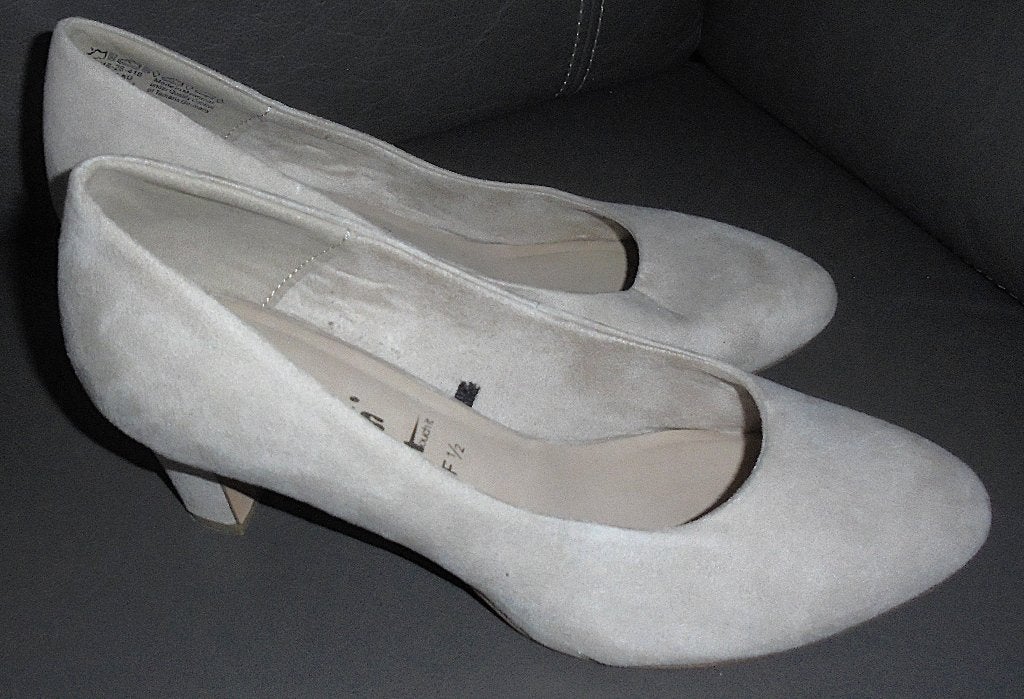 beige hoge schoenen (pumps)suede maat 40, Tamaris, Pumps, Beige, Ophalen of Verzenden