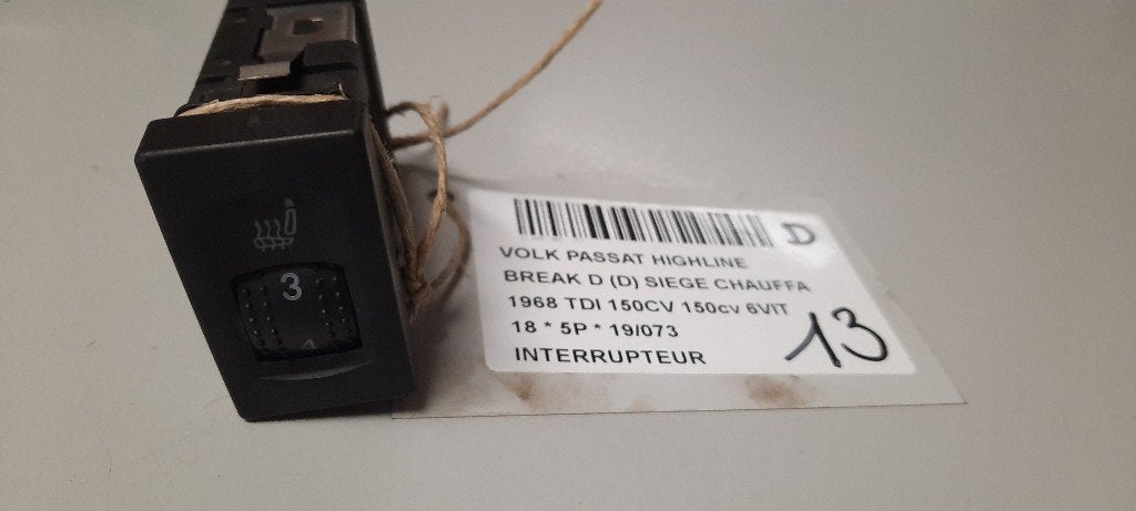 COMMUTATEUR Volkswagen Passat Variant (3G5) (3B0963563D), Autos : Pièces & Accessoires, Utilisé, Volkswagen