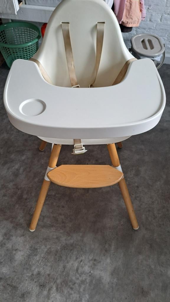 Childwood eetstoel met verkleinkussen, Kinderen en Baby's, Ophalen