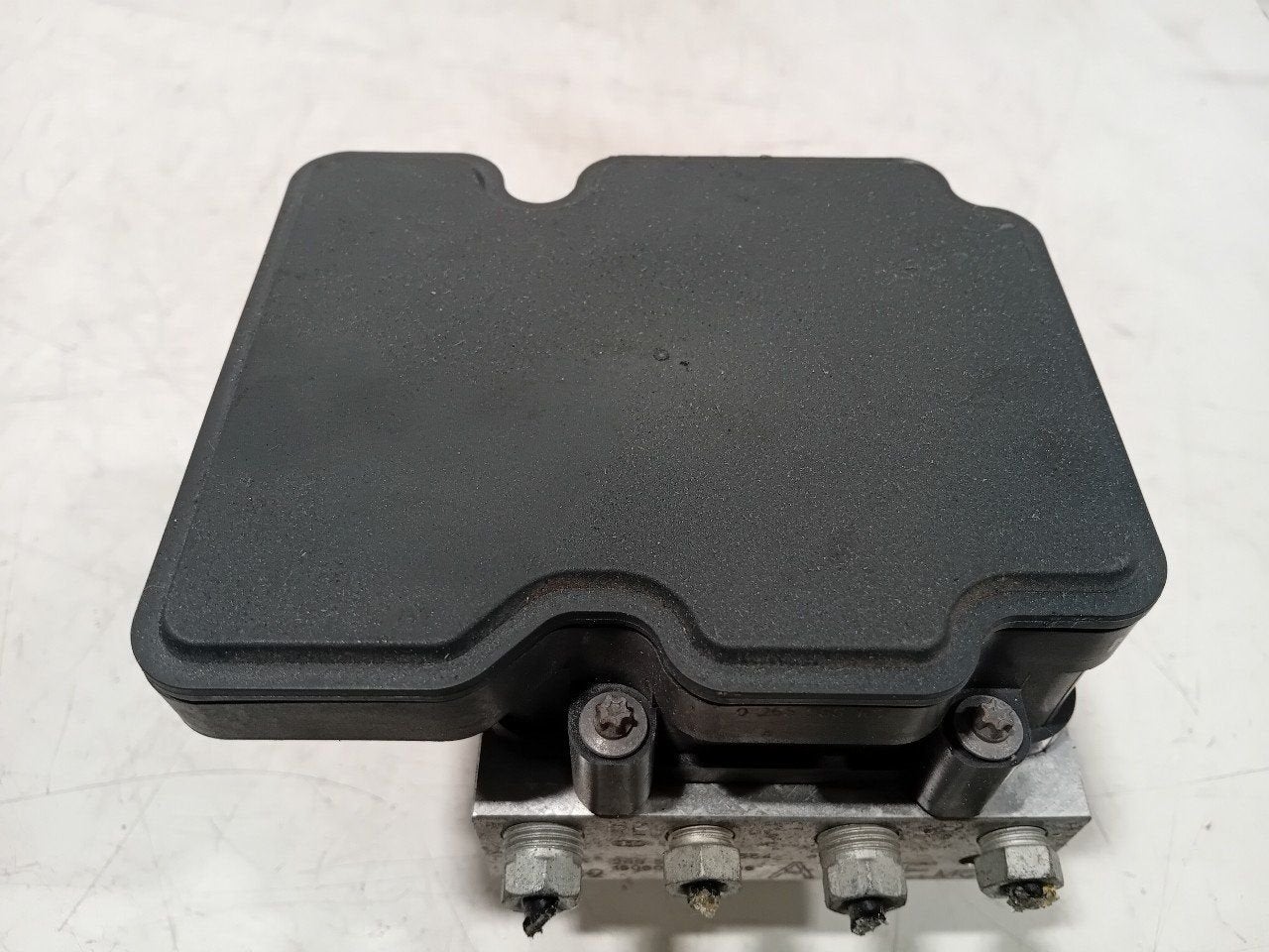 Abs pomp Opel Corsa, Onderdelen@venauto.nl, Van der Ven Autorecycling B.V., Gebruikt, Ettenseweg 76, 4706 PB Roosendaal, The Netherlands