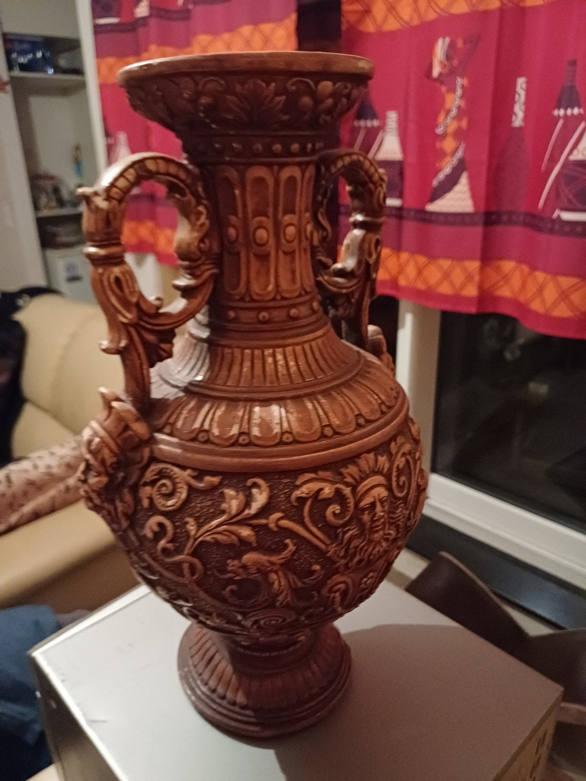 Vintage Amphora vaas ( neorenaissance ), Ophalen