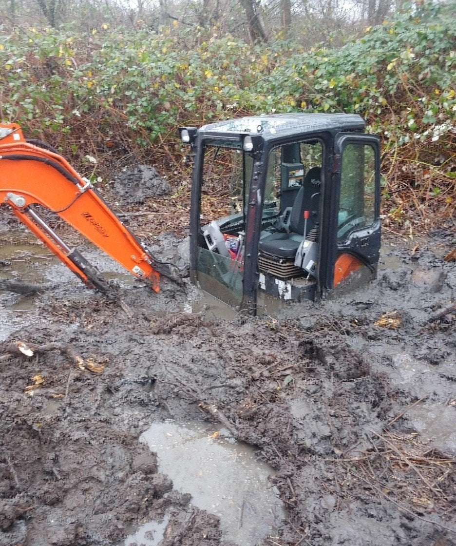 ik zoek een minigraver, graafmachine tot 2.5 ton, geen nieuw, Ophalen, Graafmachine