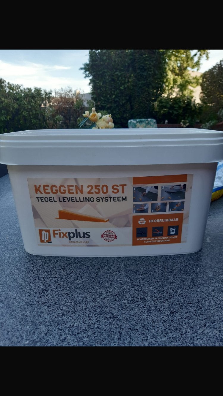 Tegelkeggen 250 st nieuw in doos, Ophalen, Nieuw, Kunststof, Overige typen