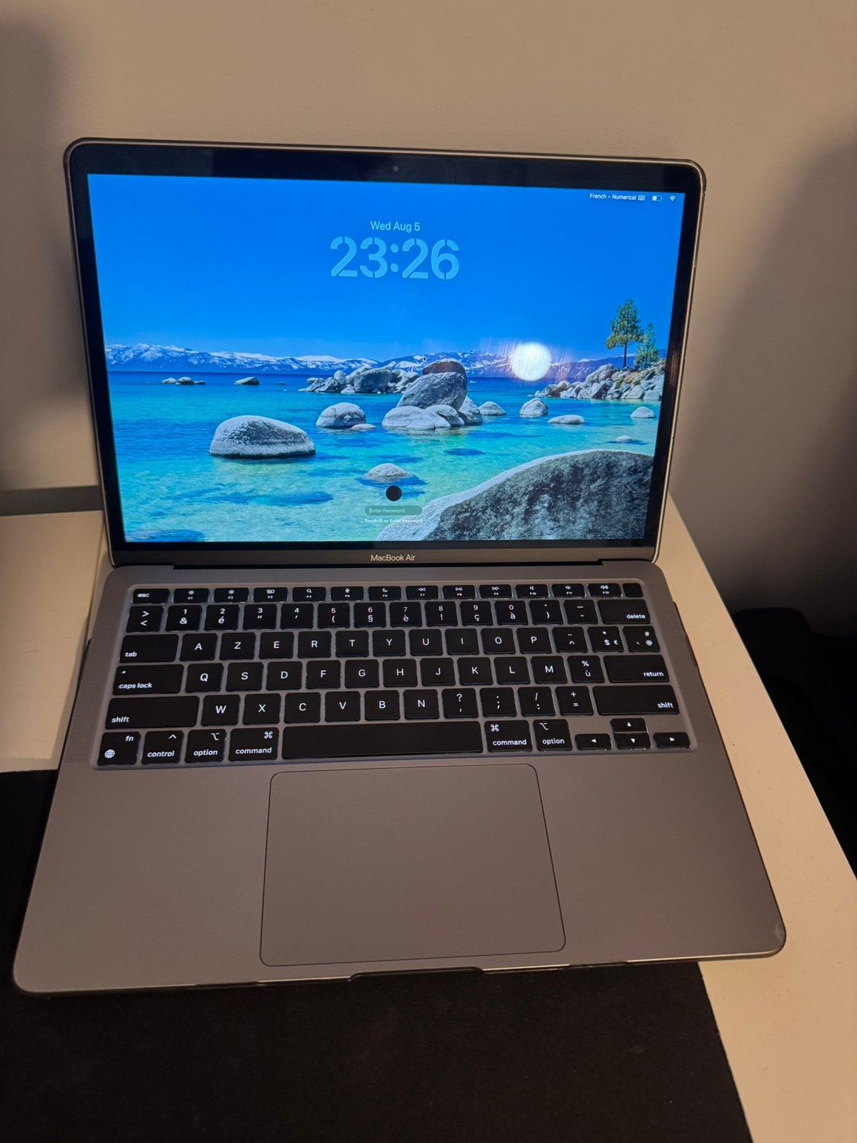 Macbook air gris mat, Computers en Software, Ophalen of Verzenden, Zo goed als nieuw, MacBook