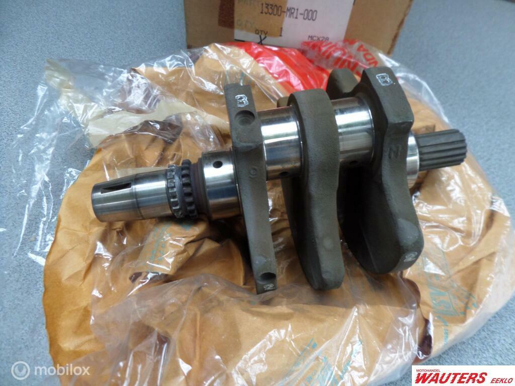 Krukas Honda VT600C 13300-mr1-000, Motoren, Nieuw, Ophalen of Verzenden