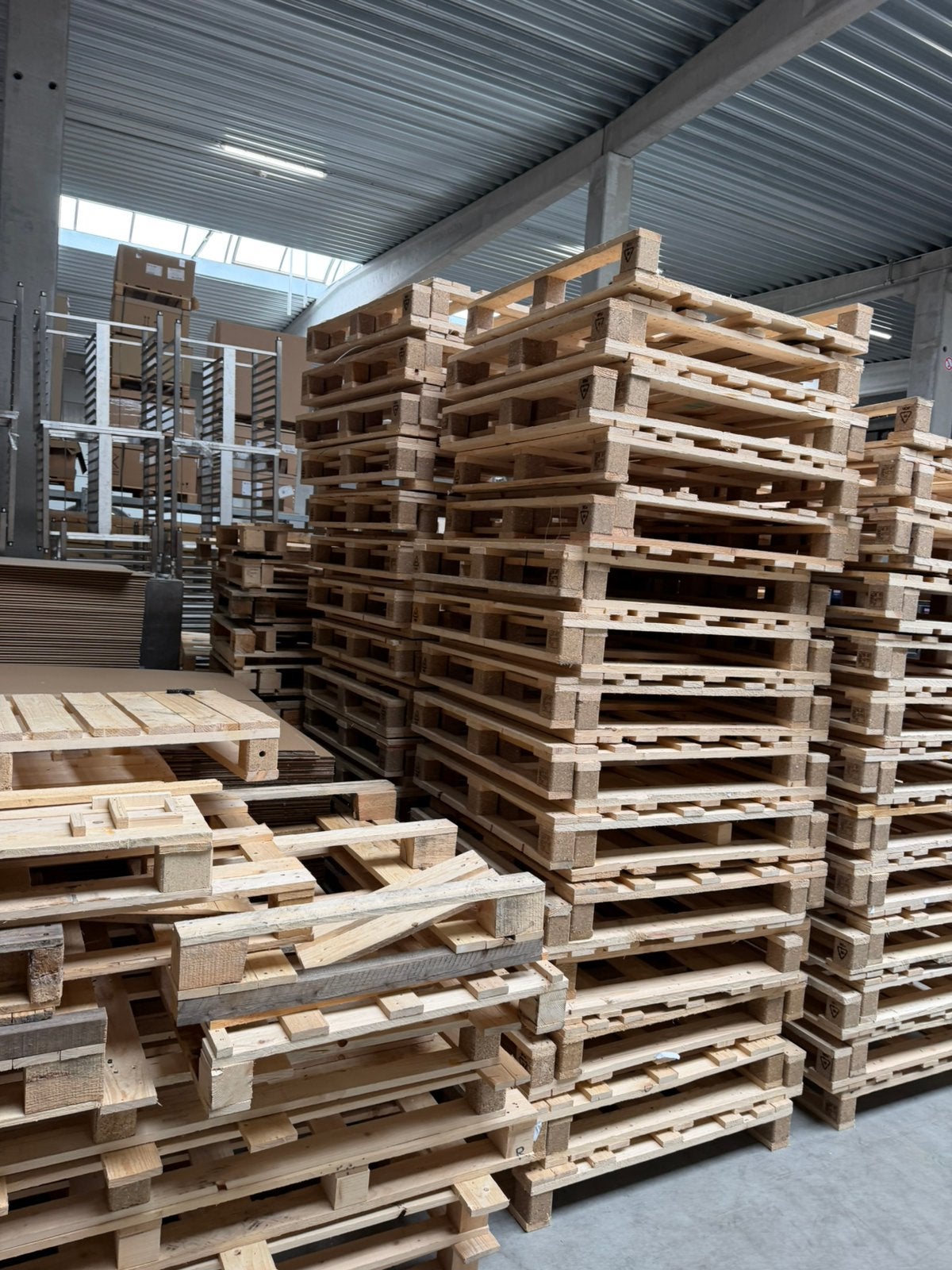 Paletten met buitenmaat 94cm x 94cm gratis op te halen, Enlèvement, Comme neuf