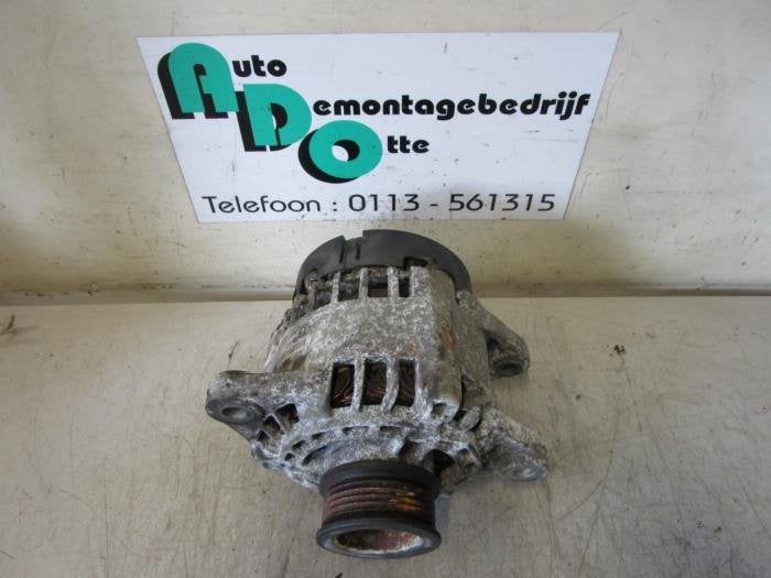 Dynamo van een Alfa Romeo 156, Auto-onderdelen, Motor en Toebehoren, Alfa Romeo, Gebruikt, 3 maanden garantie, Ophalen of Verzenden
