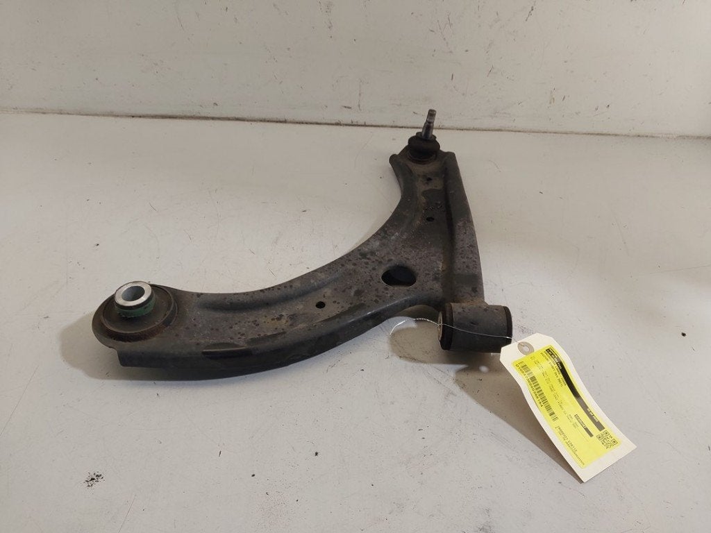 DRAAGARM LINKS VOOR Suzuki Swift (ZC / ZD) (01-2017/-), Suzuki-Allee 7
64625  Bensheim, DE, Gebruikt, Suzuki Deutschland GmbH