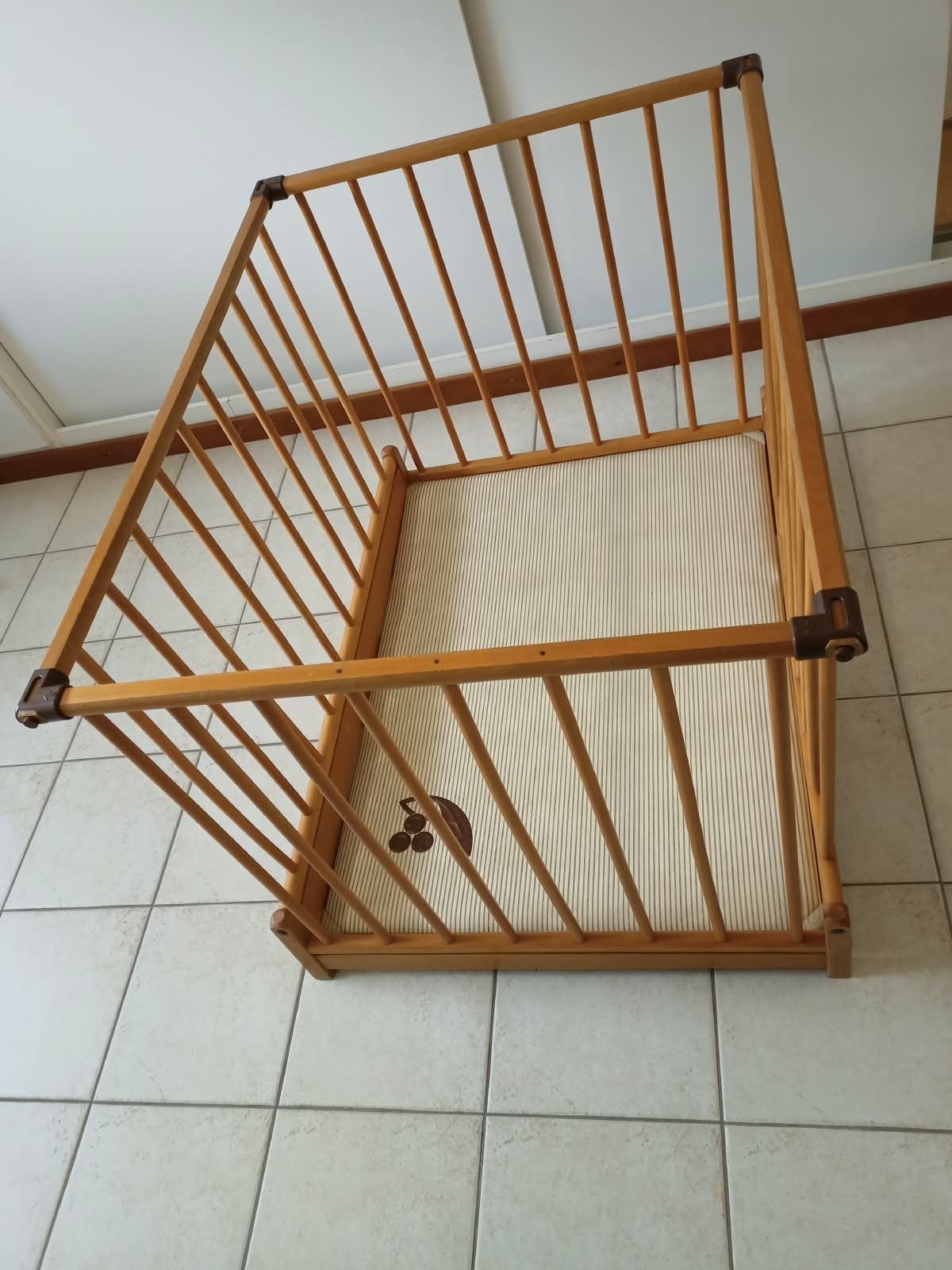 baby park hout met matrasje, Ophalen, Gebruikt, Rechthoekig, In hoogte verstelbaar