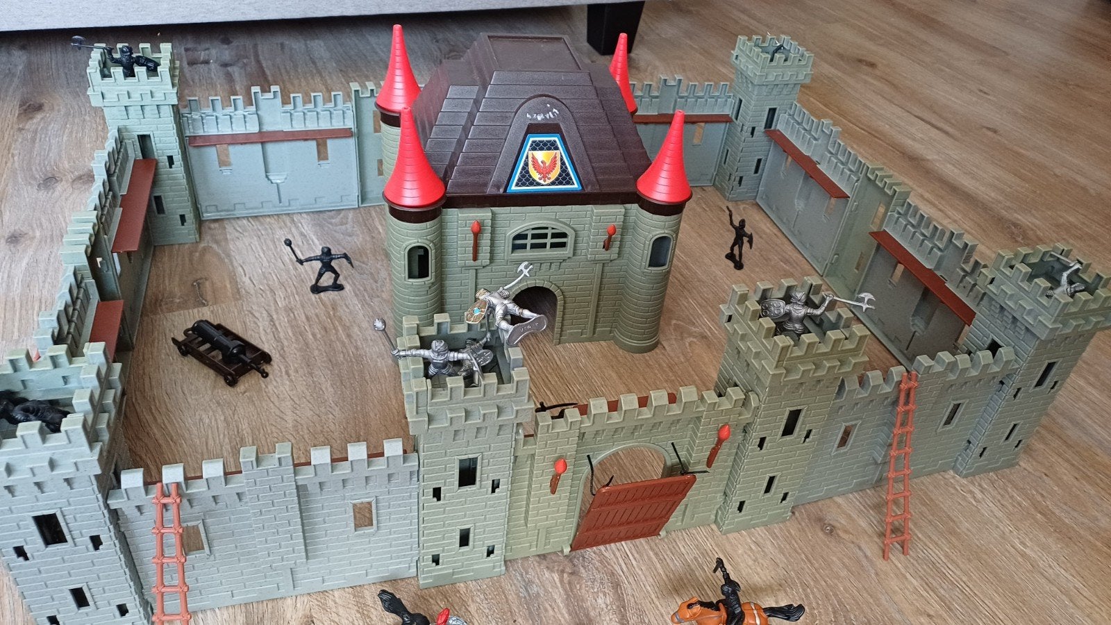 Kasteel, Ophalen of Verzenden