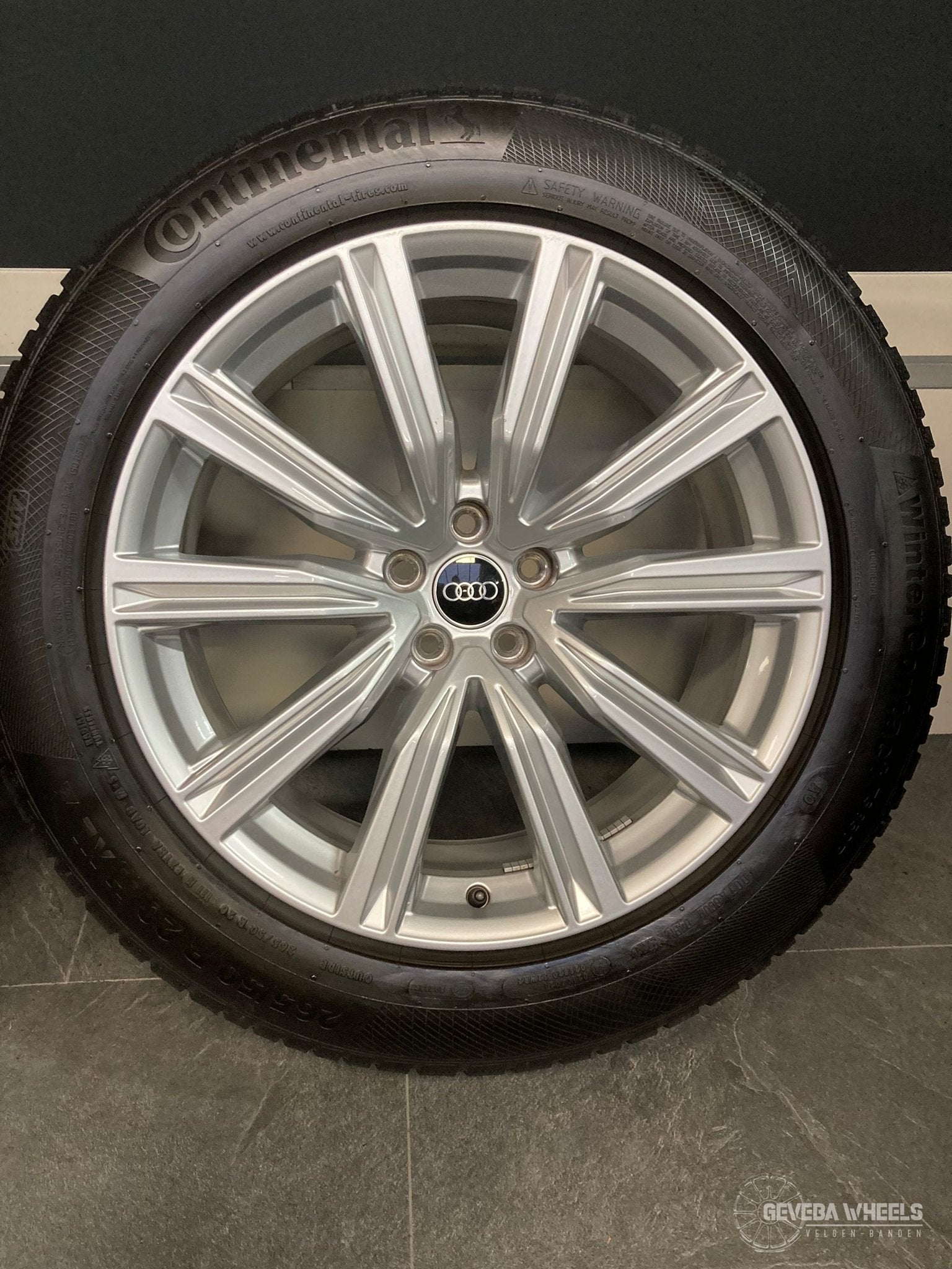 20” originele Audi Q8 / SQ8 velgen + winterbanden 5x112  4M8, Pneus et Jantes, Pneus hiver, -, Utilisé