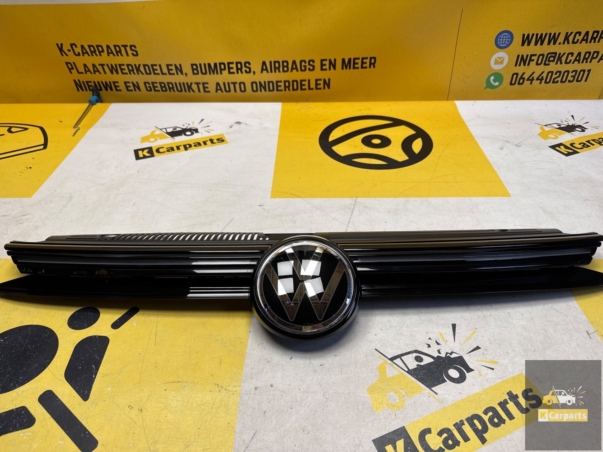 VW Golf 8 VII Calandre LED compl te d'origine 5H0853651, Info@fabrikant.eu, Fabrikant BV, Utilisé, Avant