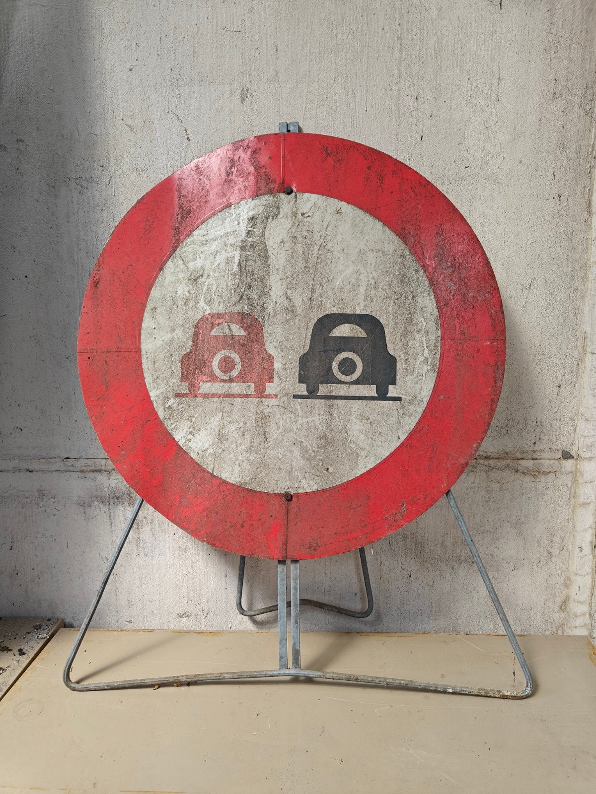 Oud verkeersbord