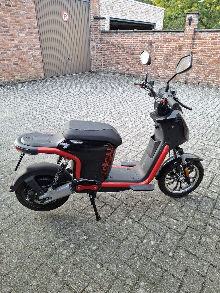 elektrische scooter, Fietsen en Brommers, Ophalen, Klasse B (45 km/u), Zo goed als nieuw