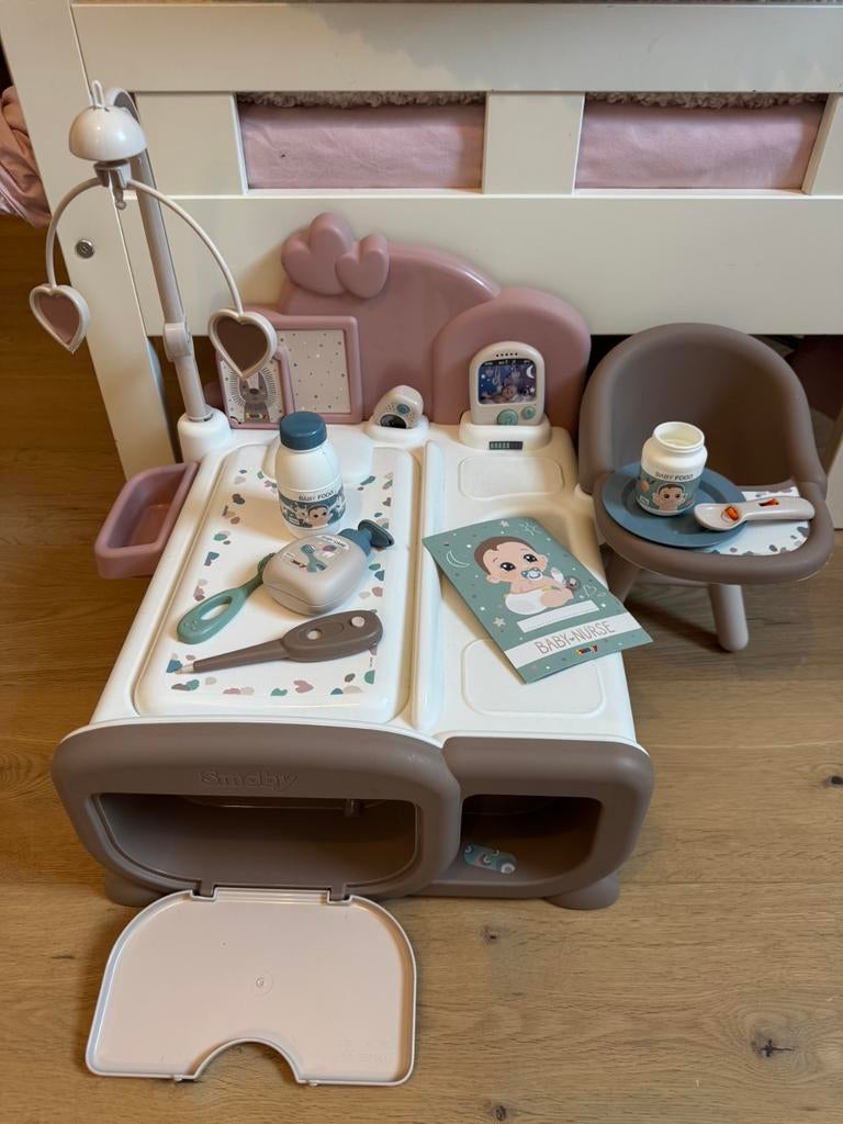 Lit pour poupée SMOBY, Enlèvement