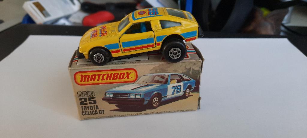 Boîte d'allumettes 25d Toyota Celica GT, Hobby & Loisirs créatifs, Voitures miniatures | Échelles Autre, Comme neuf, Voiture, Enlèvement ou Envoi